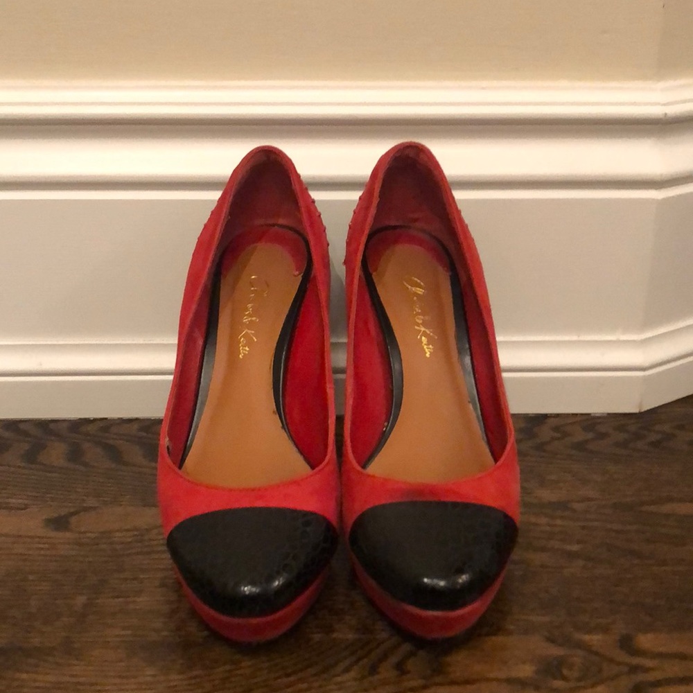 Women’s shoes Charles & Keith size 37 us 7